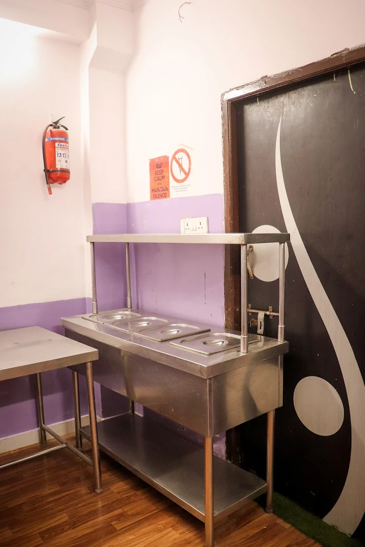 Aryan Heights Boys Hostel Near D-Mart – Rajeev Gandhi Nagar Kota