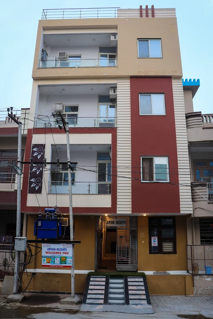 Aryan Heights Boys Hostel Near D-Mart – Rajeev Gandhi Nagar Kota